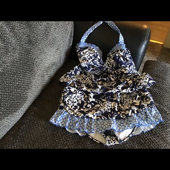 24th & Ocean Other - Swimsuit women’s 2 piece XL tankini